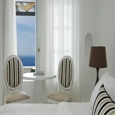 Lilium Santorini Villa 