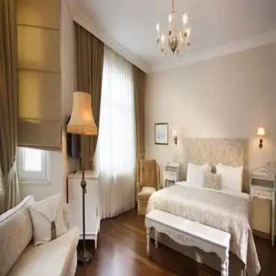 Sari Konak Hotel - Sultanahmet / İstanbul