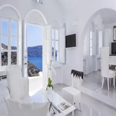 Canaves Oia Suites - Santorini