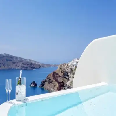 Canaves Oia Suites - Santorini