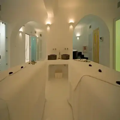 Carpe Diem Suites and Spa - Santorini