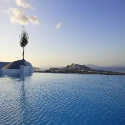 Carpe Diem Suites and Spa - Santorini