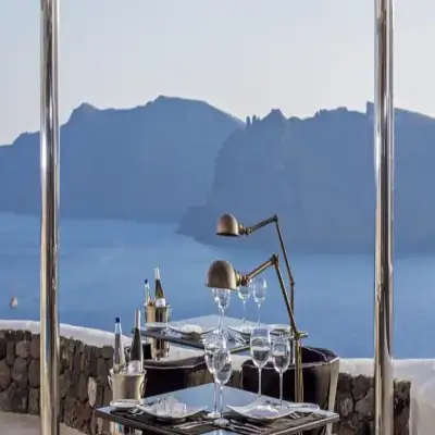 Canaves Oia Suites - Santorini