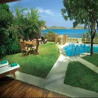 Elounda Peninsula All Suite Hotel