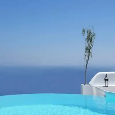 Carpe Diem Suites and Spa - Santorini